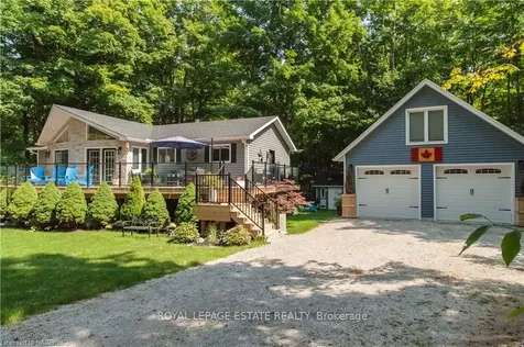440 Forbes Crescent South Bruce Peninsula ON N0H 2G0
