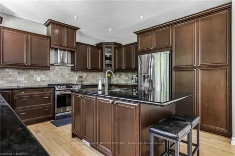 91 Shamrock Boulevard South Bruce Peninsula ON N0H 2T0