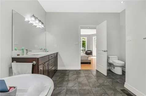 91 Shamrock Boulevard South Bruce Peninsula ON N0H 2T0