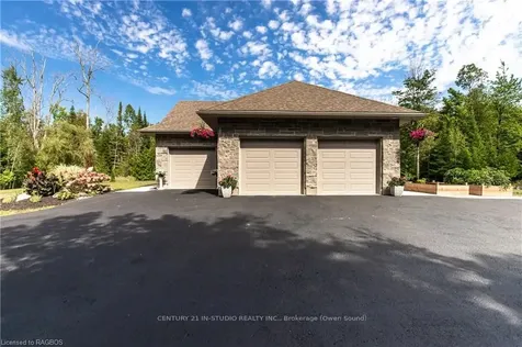 91 Shamrock Boulevard South Bruce Peninsula ON N0H 2T0