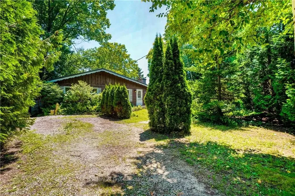 63 Grey Street N Saugeen Shores ON N0H 2L0