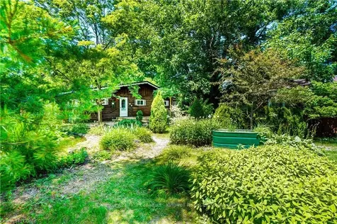 63 Grey Street N Saugeen Shores ON N0H 2L0
