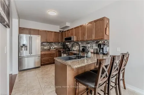 124 Courtney Street N/a Centre Wellington ON N1M 0E3