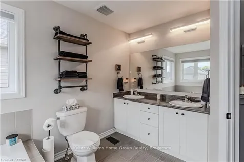 124 Courtney Street N/a Centre Wellington ON N1M 0E3