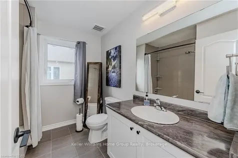 124 Courtney Street N/a Centre Wellington ON N1M 0E3