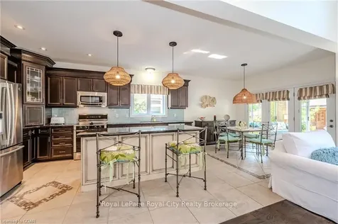 112 Kortright Road E Guelph ON N1G 0A6