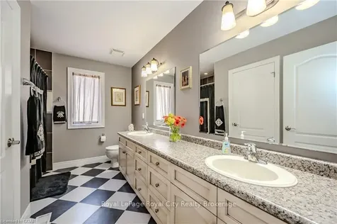 112 Kortright Road E Guelph ON N1G 0A6