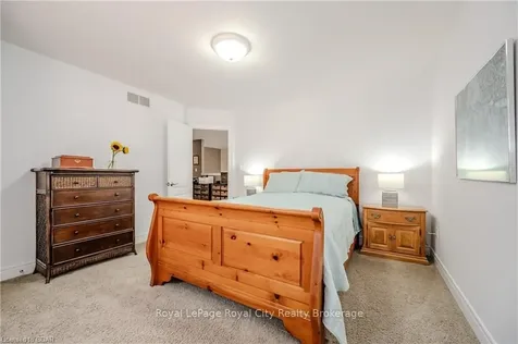 112 Kortright Road E Guelph ON N1G 0A6