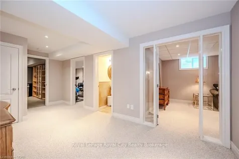 112 Kortright Road E Guelph ON N1G 0A6