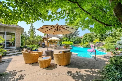 112 Kortright Road E Guelph ON N1G 0A6