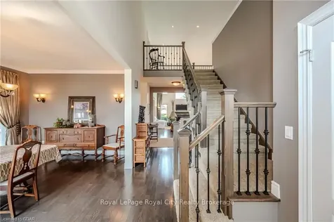 112 Kortright Road E Guelph ON N1G 0A6