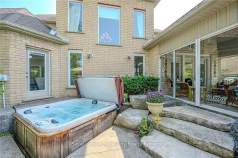 112 Kortright Road E Guelph ON N1G 0A6
