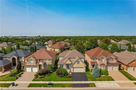 112 Kortright Road E Guelph ON N1G 0A6