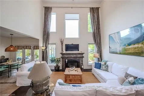 112 Kortright Road E Guelph ON N1G 0A6