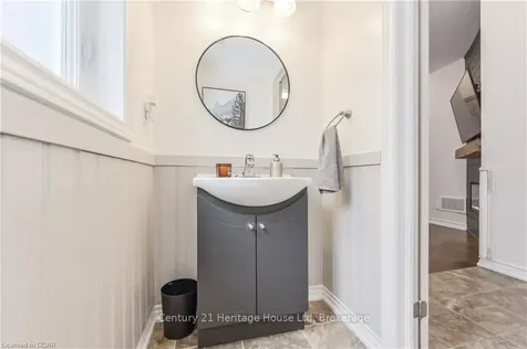 171 Courtney Street Centre Wellington ON N1M 0E2