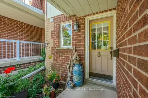 39 Ptarmigan Drive Guelph ON N1C 1E8