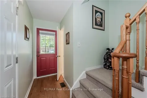 39 Ptarmigan Drive Guelph ON N1C 1E8
