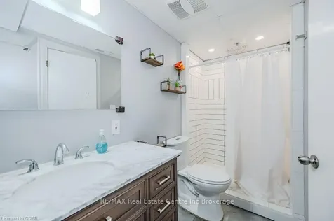 302 College Avenue W Guelph ON N1G 4T6