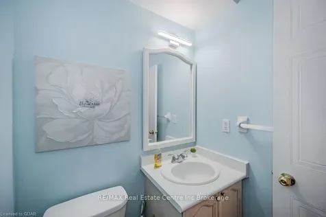 302 College Avenue W Guelph ON N1G 4T6