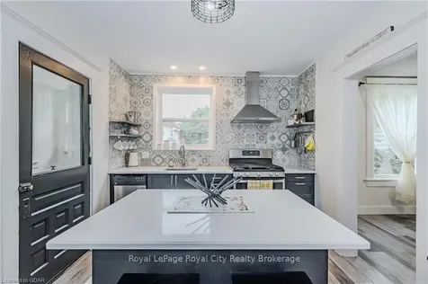 39 Harris Street Guelph ON N1E 5S9