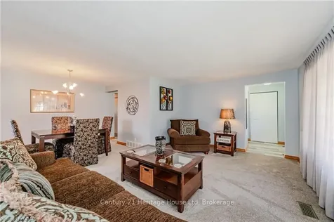 98 Gracefield Crescent Kitchener ON N2E 1R9