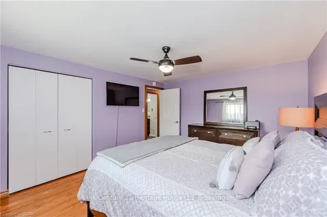 98 Gracefield Crescent Kitchener ON N2E 1R9