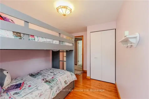 98 Gracefield Crescent Kitchener ON N2E 1R9