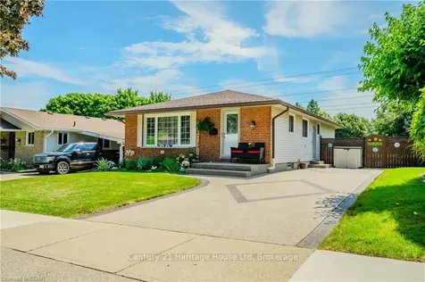98 Gracefield Crescent Kitchener ON N2E 1R9