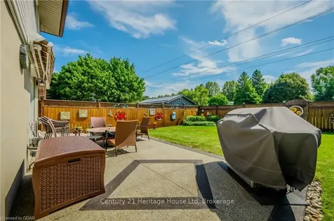 98 Gracefield Crescent Kitchener ON N2E 1R9