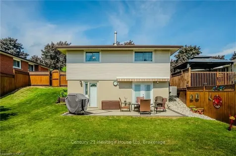98 Gracefield Crescent Kitchener ON N2E 1R9