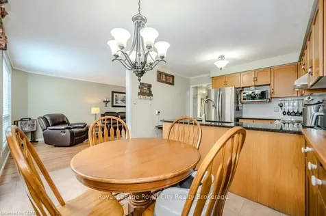 77 Hill Trail Guelph ON N1E 7C6