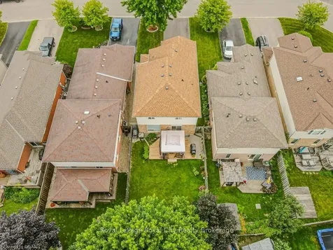 77 Hill Trail Guelph ON N1E 7C6