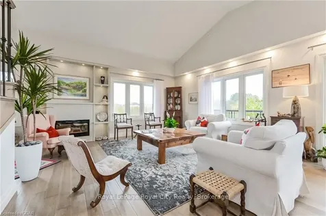 23 Stumpf Street N/a Centre Wellington ON N0B 1S0