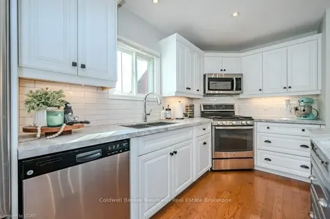 21 Kortright Road E Guelph ON N1G 4C9