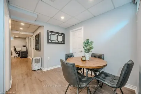 21 Kortright Road E Guelph ON N1G 4C9
