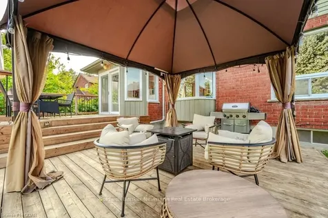 21 Kortright Road E Guelph ON N1G 4C9