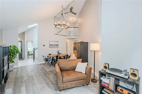 79 Hilldale Crescent Guelph ON N1G 4B5