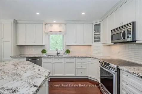255 Summerfield Drive Guelph ON N1L 0E1