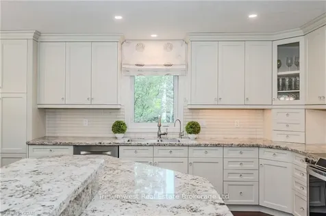 255 Summerfield Drive Guelph ON N1L 0E1