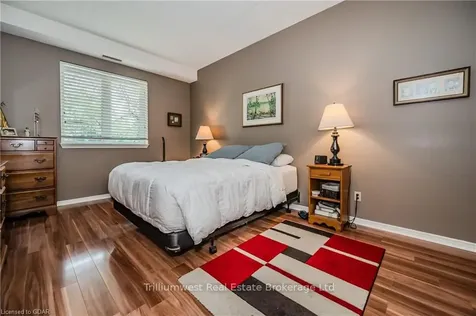 416 Limeridge Road E Hamilton ON L9A 2S7