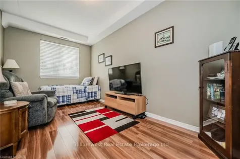 416 Limeridge Road E Hamilton ON L9A 2S7