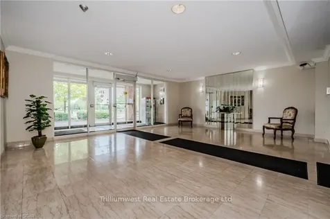 416 Limeridge Road E Hamilton ON L9A 2S7