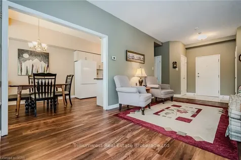 416 Limeridge Road E Hamilton ON L9A 2S7