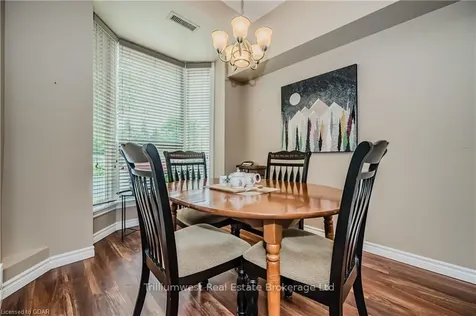 416 Limeridge Road E Hamilton ON L9A 2S7