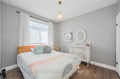 43 Moynihan Place Centre Wellington ON N0B 1S0