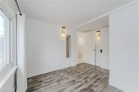 220 Heiman Street Kitchener ON N2M 3M3