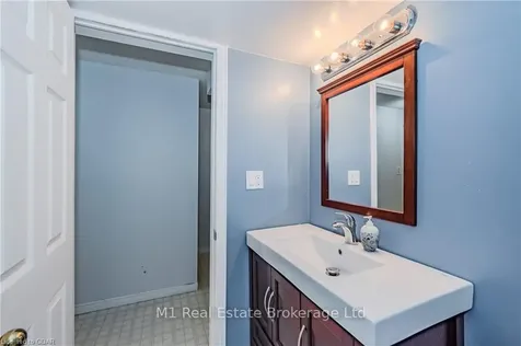 34 Brazolot Drive Guelph ON N1G 4K8