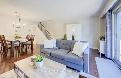 152 Sunset Court Cambridge ON N1S 4M3