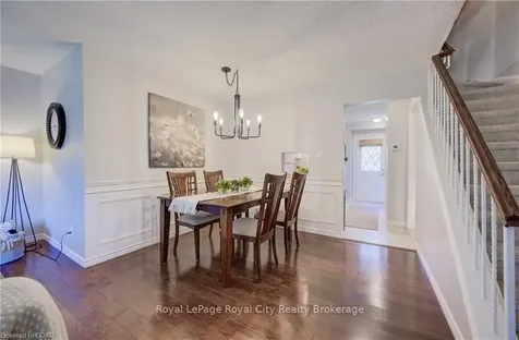 152 Sunset Court Cambridge ON N1S 4M3