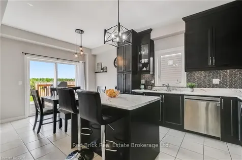135 Courtney Street N/a Centre Wellington ON N1M 0E3